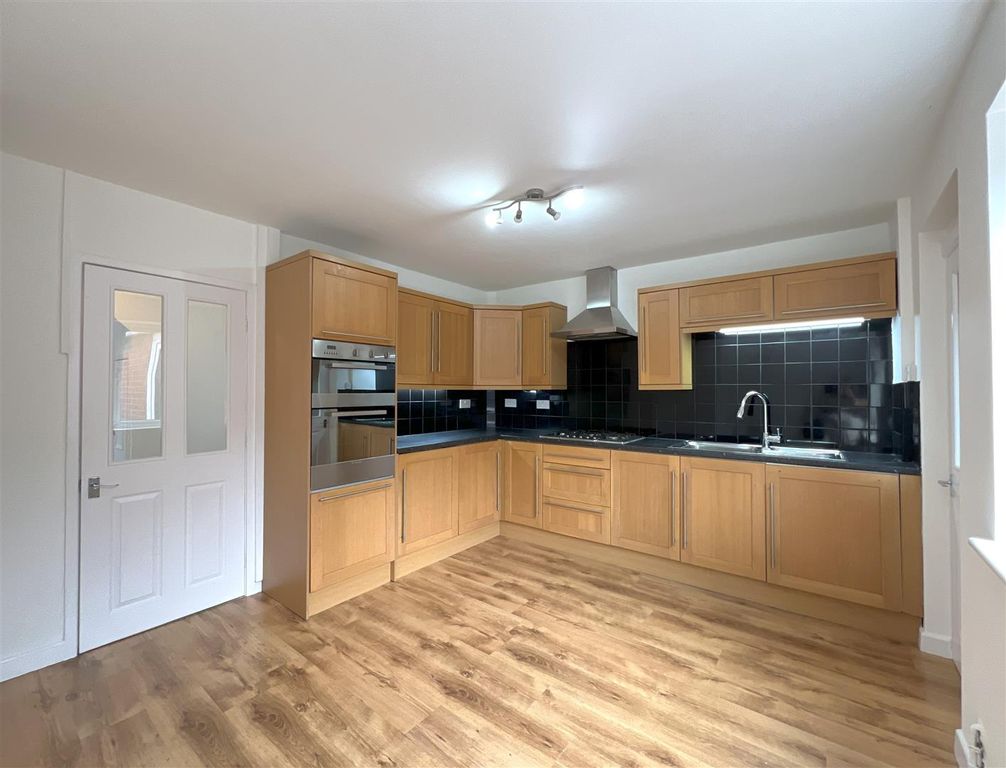 Property photo 3 of 18 Img_9106.Jpg