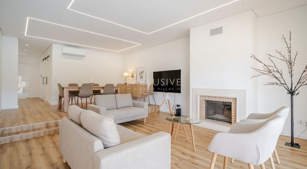 Property photo 3 of 45