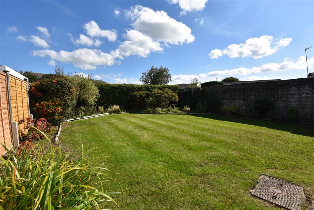 Property photo 2 of 10 Rear Garden