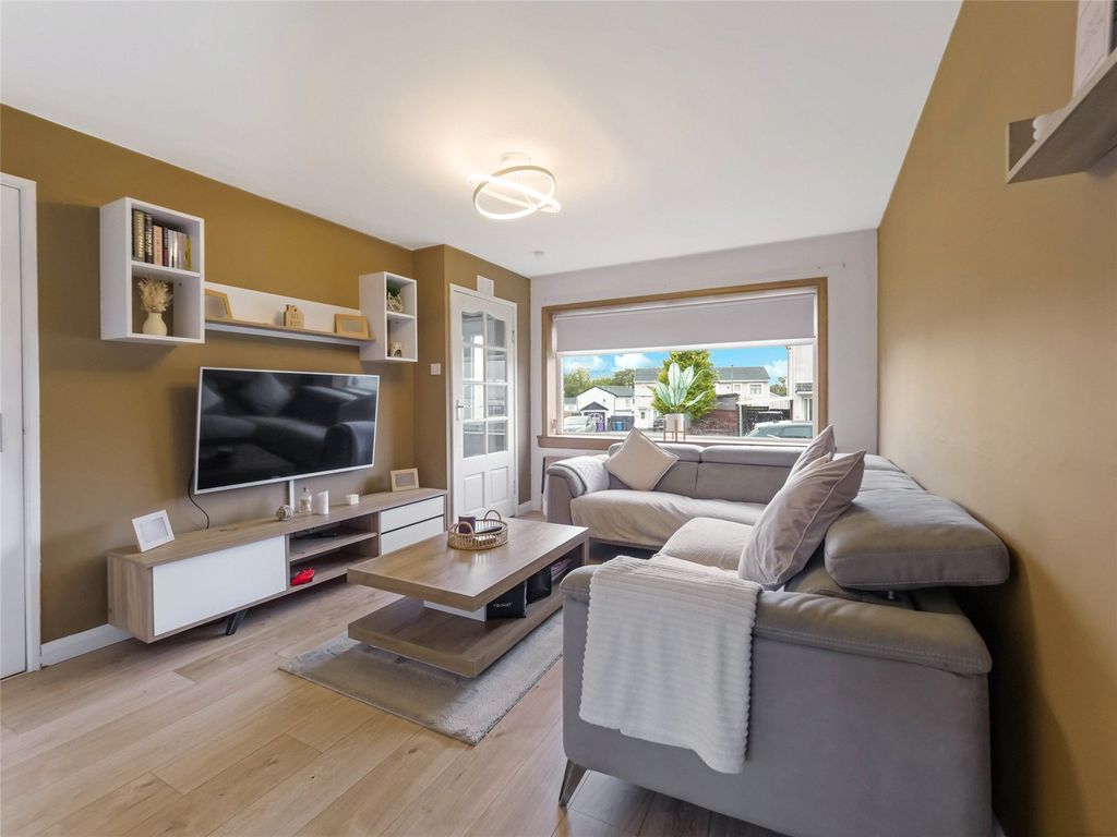 Property photo 2 of 15 Living Room