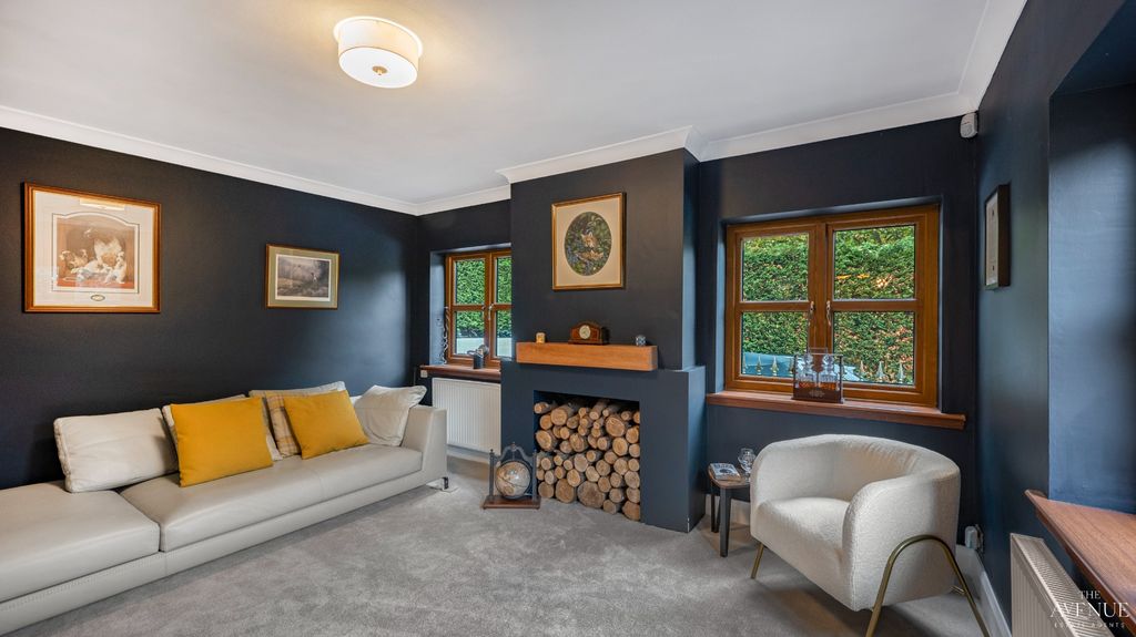 Property photo 3 of 44 4560627