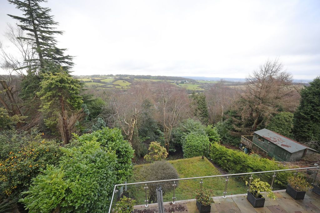 Property photo 2 of 35