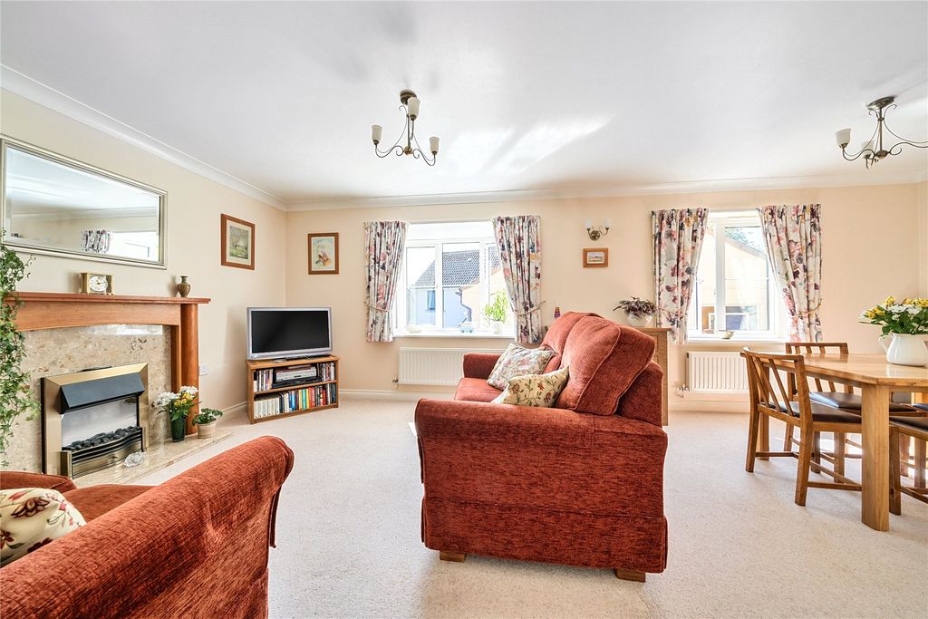 Property photo 3 of 25 Picture No. 03