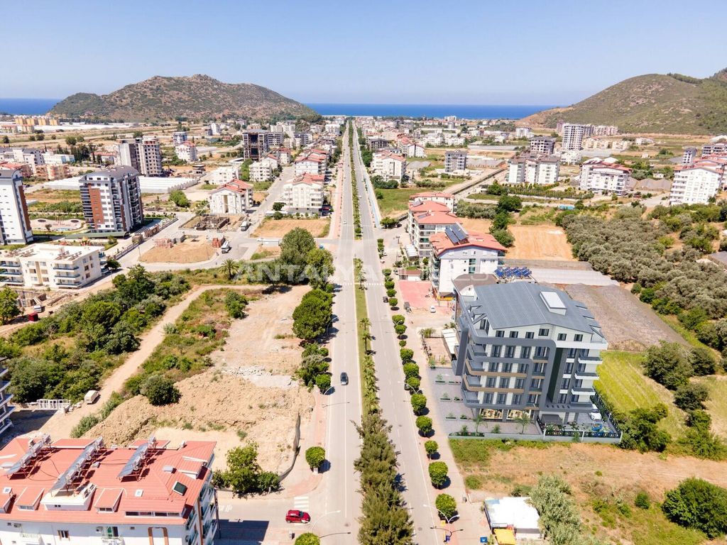 Property photo 1 of 27