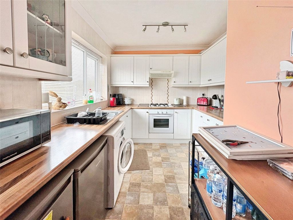 Property photo 3 of 12 Picture No. 09