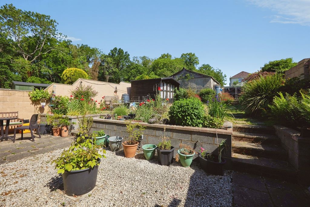 Property photo 2 of 15