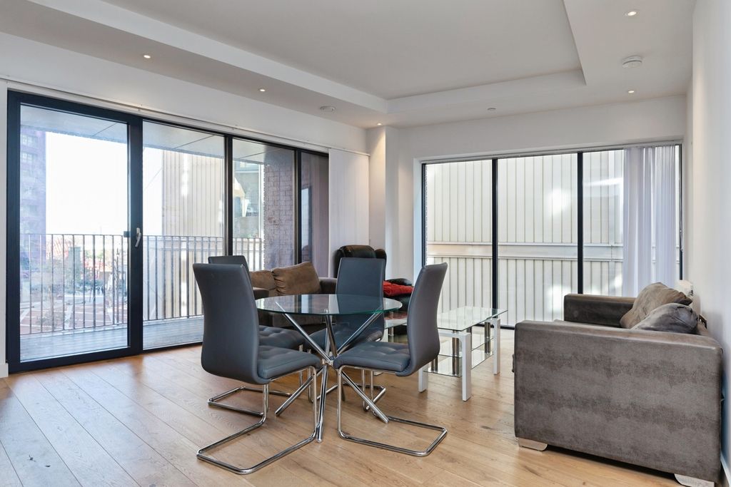 Property photo 1 of 22 Pbox-Img.Jpg