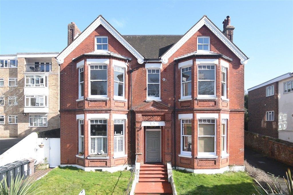 Property photo 1 of 11 External (Web)