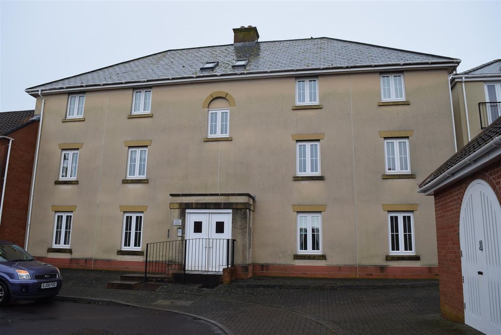 Property photo 1 of 10 Front Of Property