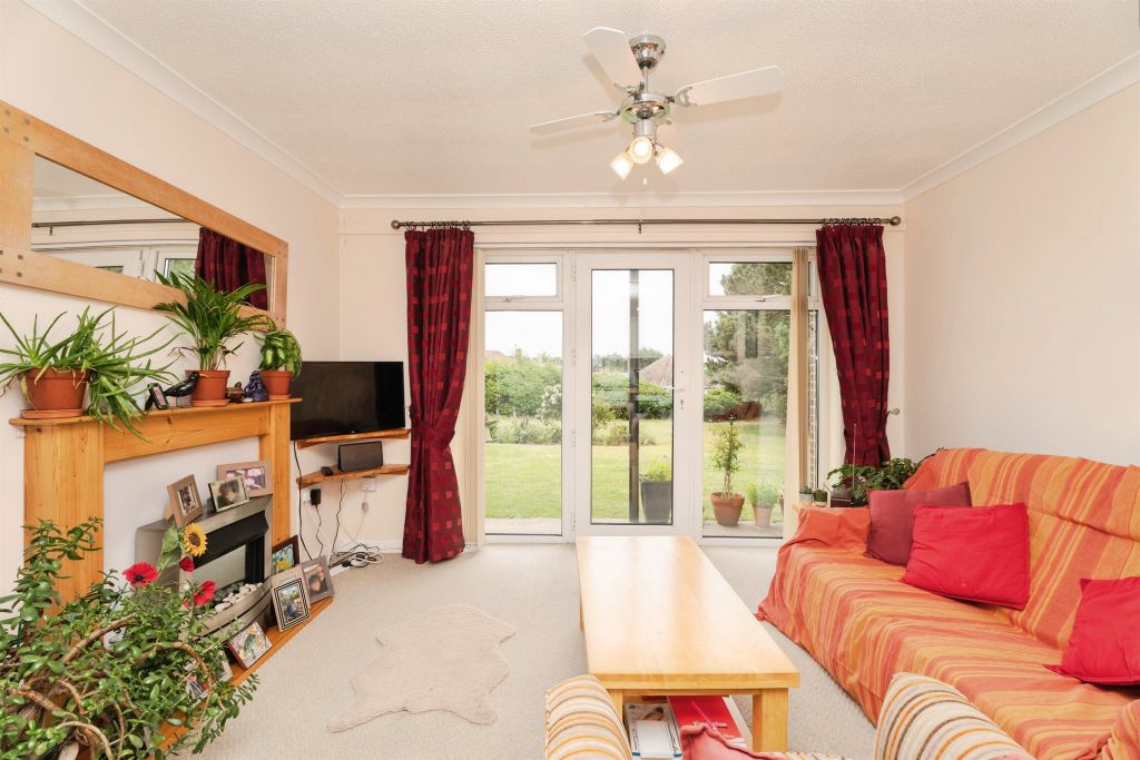 Property photo 2 of 24