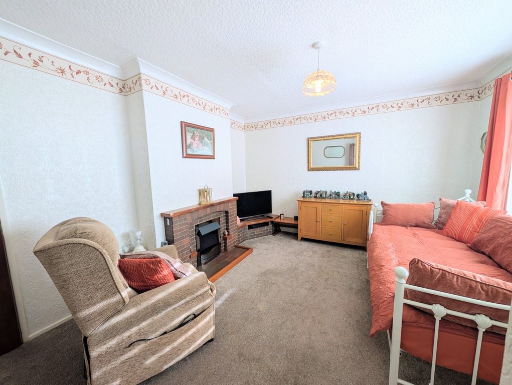 Property photo 2 of 10 Picture No. 03
