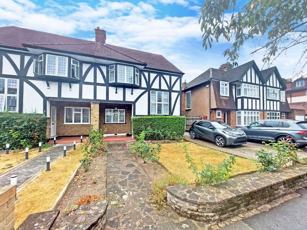 Property photo 1 of 20 5293240