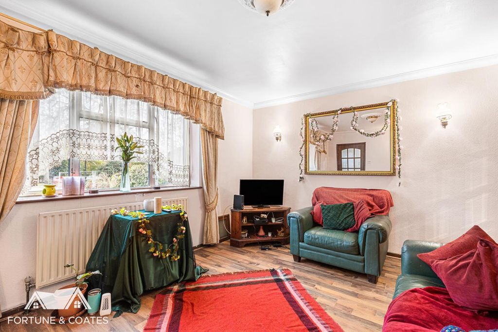 Property photo 2 of 21 Finchingfield_4.Jpg