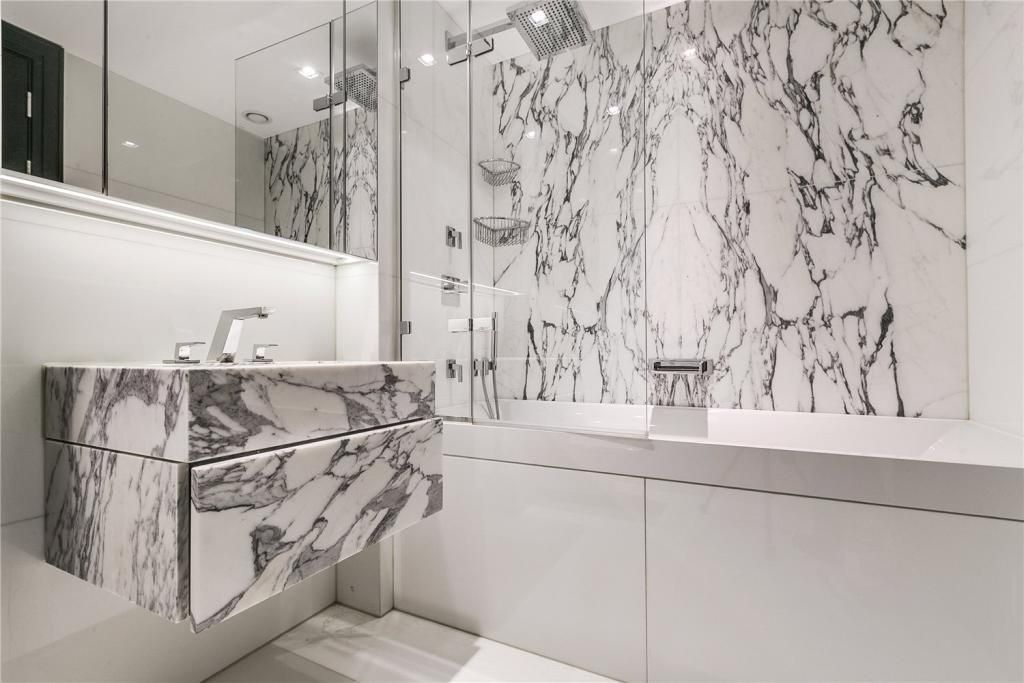 Property photo 3 of 3