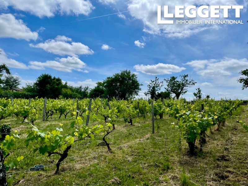 Property photo 3 of 10