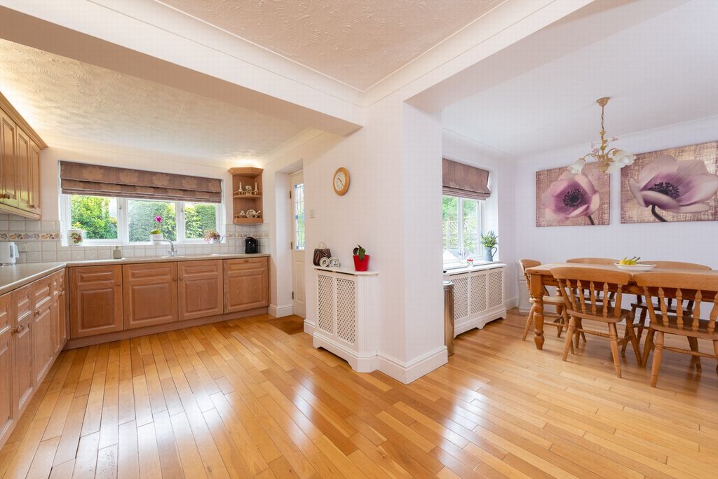 Property photo 2 of 20 Kitchen/Diner