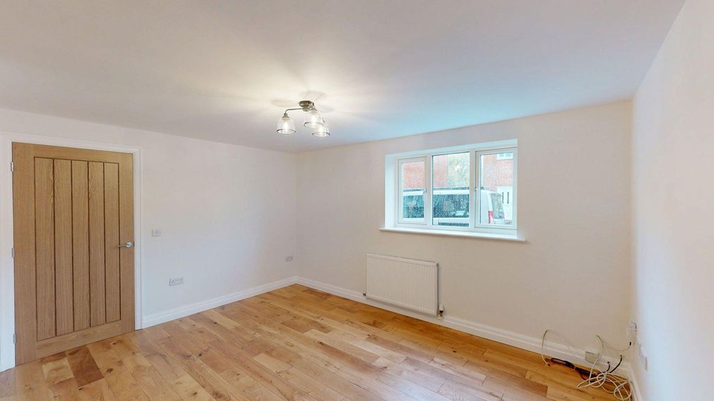 Property photo 3 of 9 Lounge