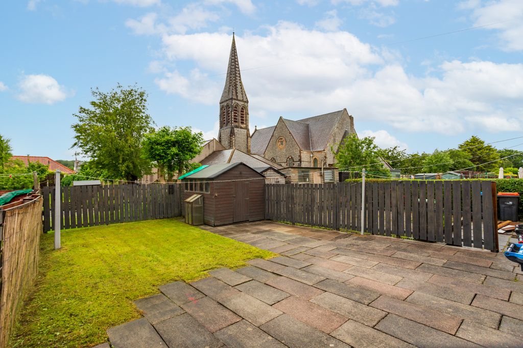 Property photo 3 of 28 Rear Garden