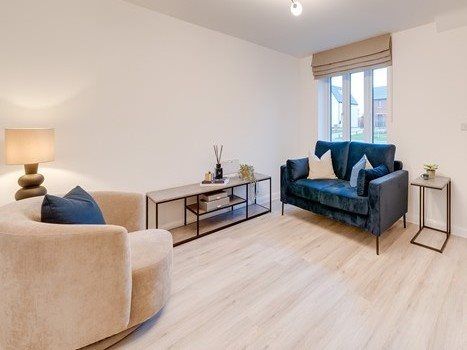 Property photo 3 of 6 Living Room