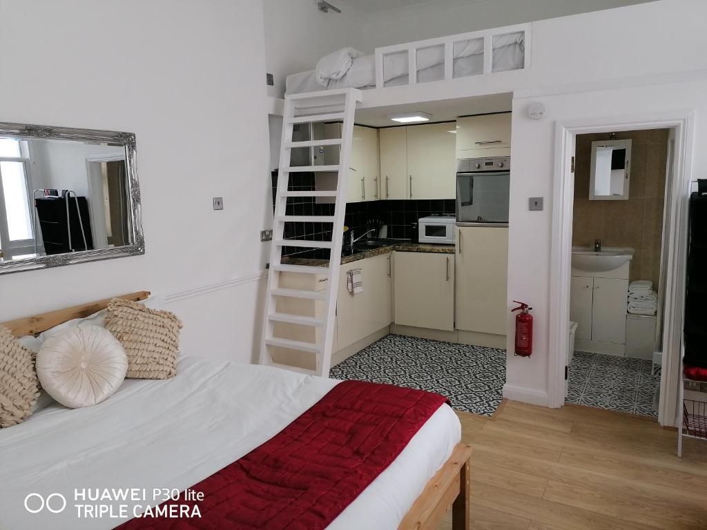 Property photo 2 of 6 441440562.Jpg