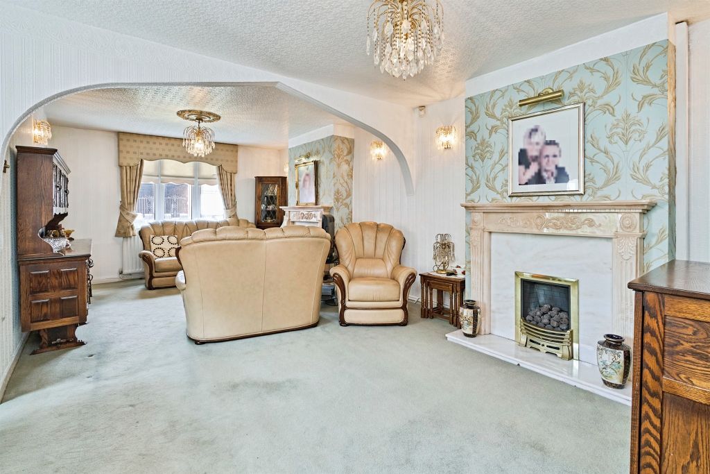 Property photo 3 of 22