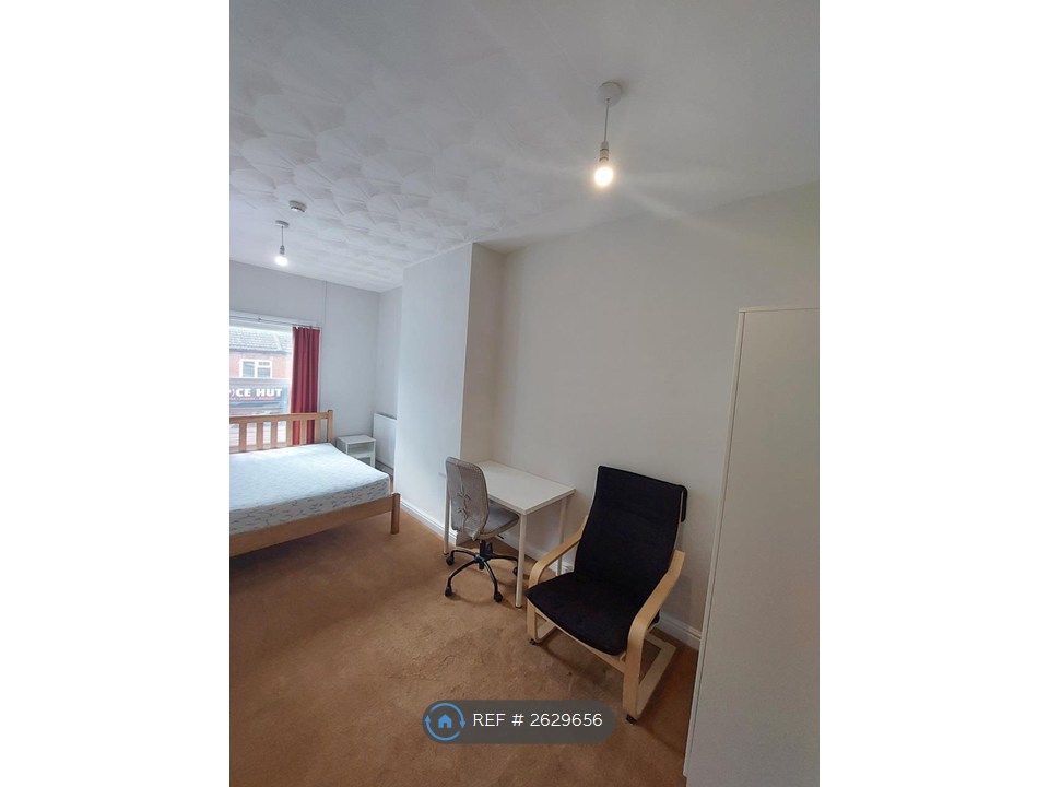 Property photo 1 of 2