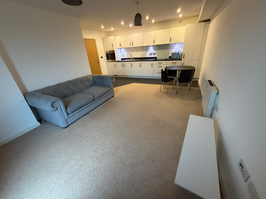 Property photo 2 of 6