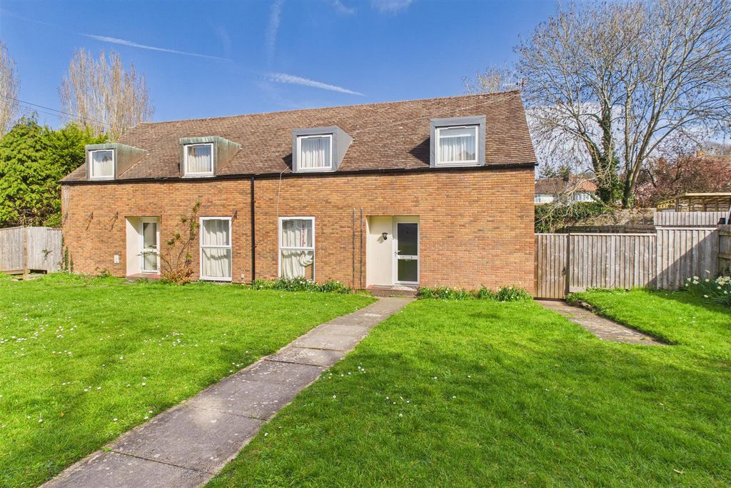 Property photo 2 of 30 4 Home Farm, Shaplands, Stoke Bishop, Bristol Bs9