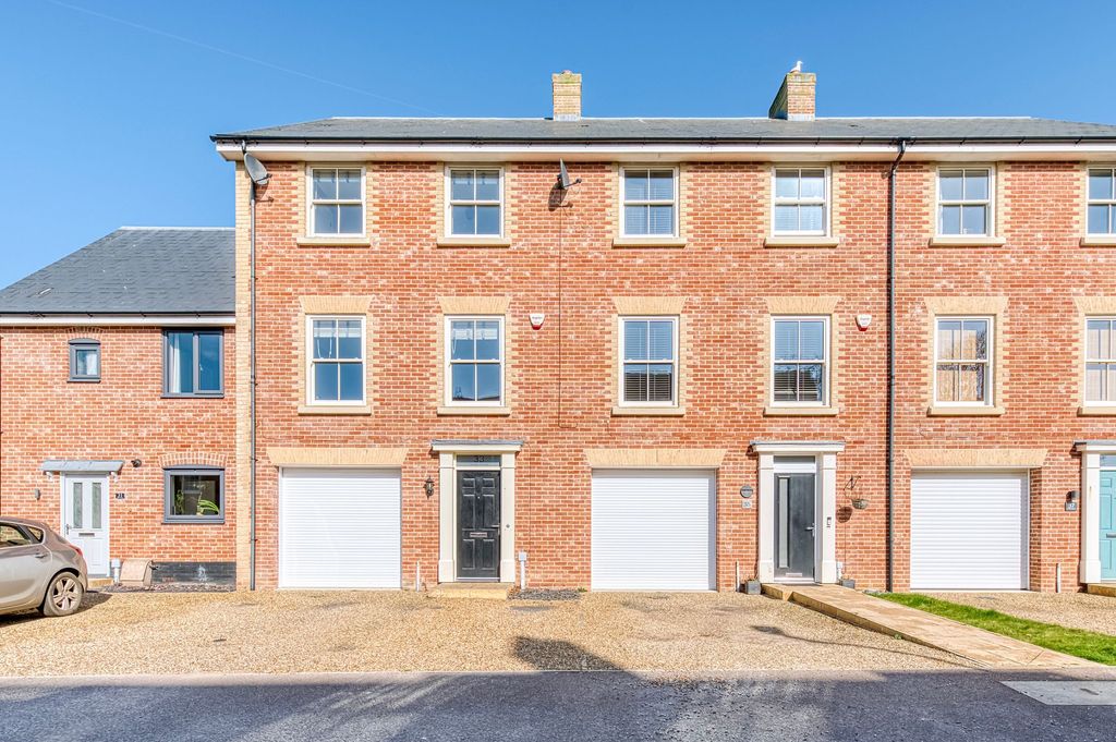 Property photo 1 of 21