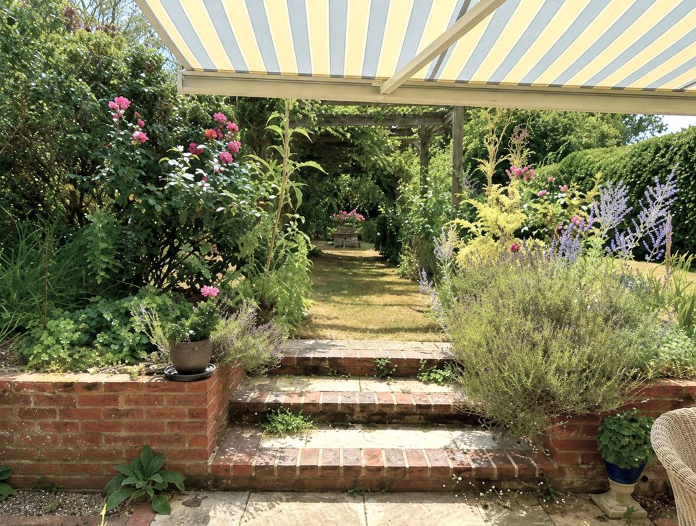 Property photo 3 of 24
