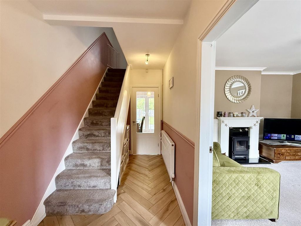 Property photo 3 of 25 3