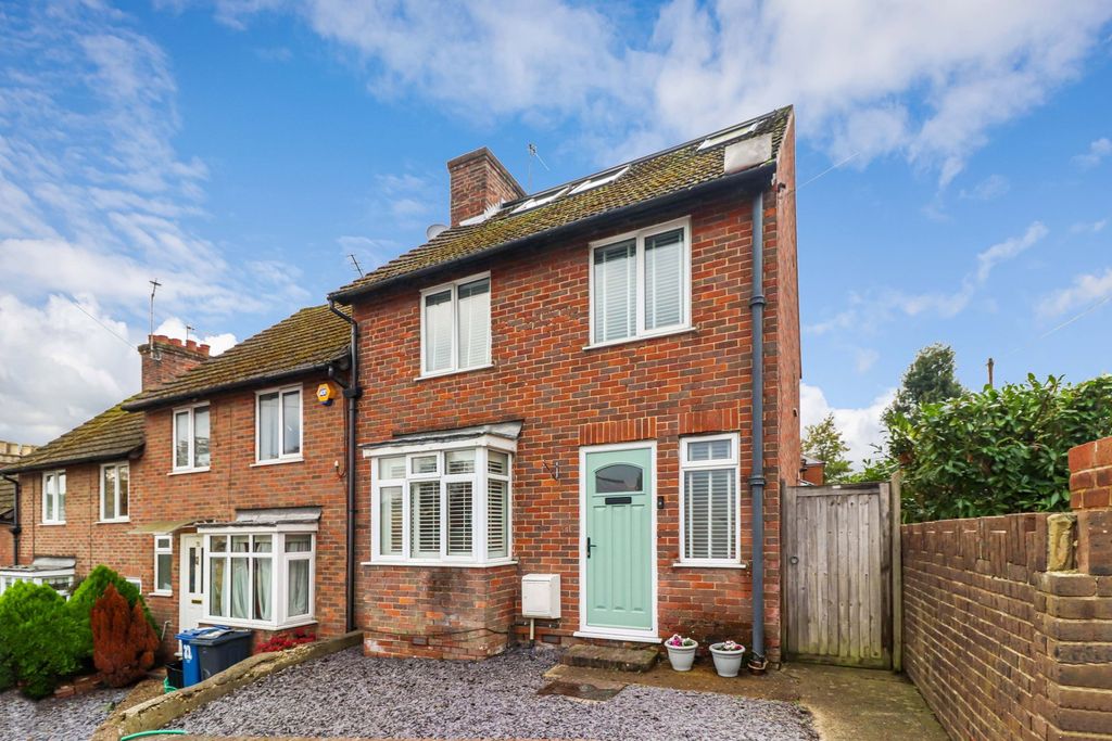Property photo 1 of 33