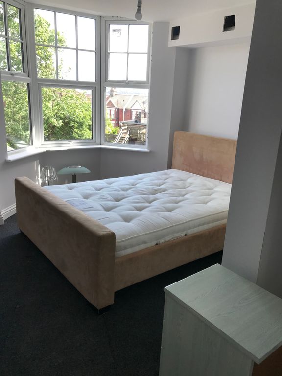 Property photo 2 of 4