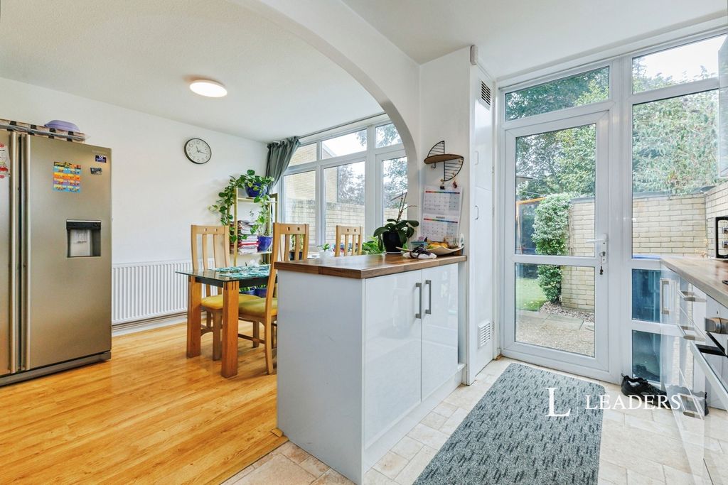 Property photo 2 of 14 Pbox-Img.Jpg