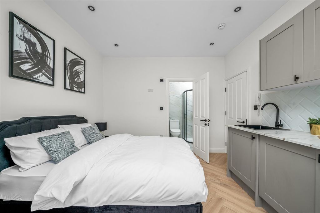 Property photo 2 of 5 Dsc03580 - Flat 1.Jpg