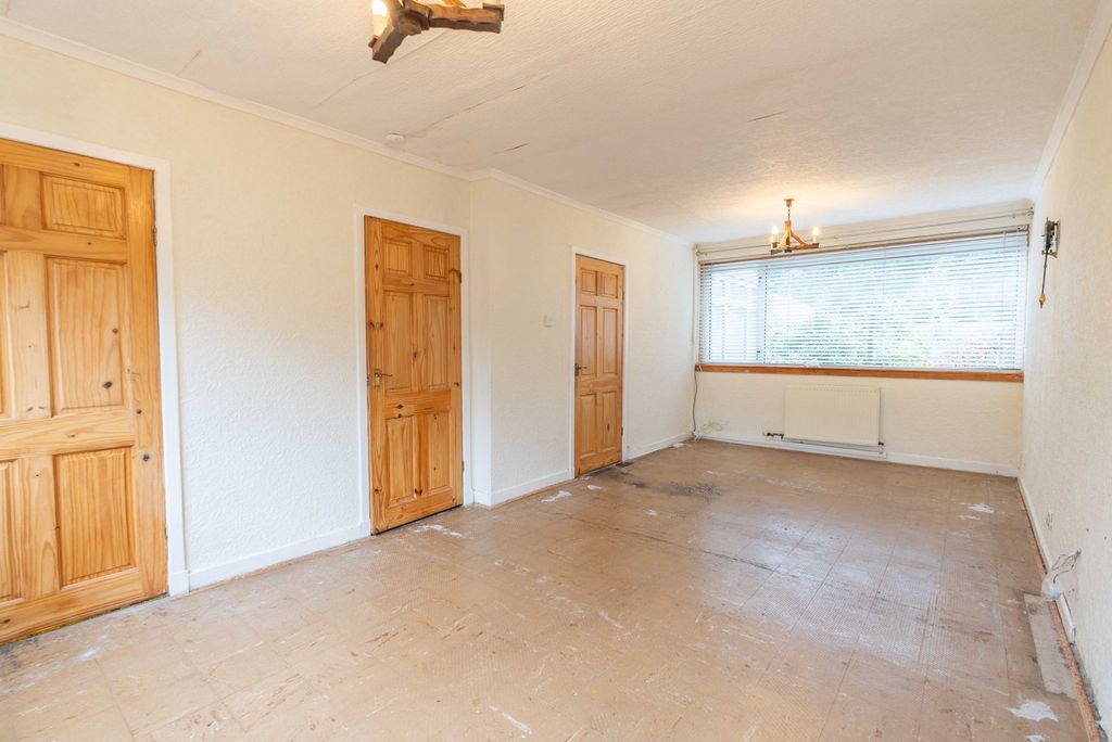 Property photo 3 of 39 Imagesabove--26