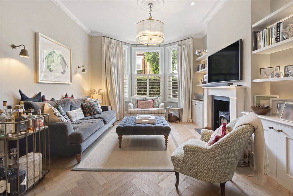 Property photo 2 of 15 Reception Room