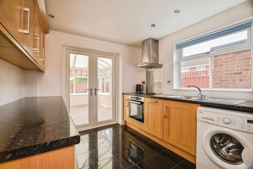 Property photo 2 of 17