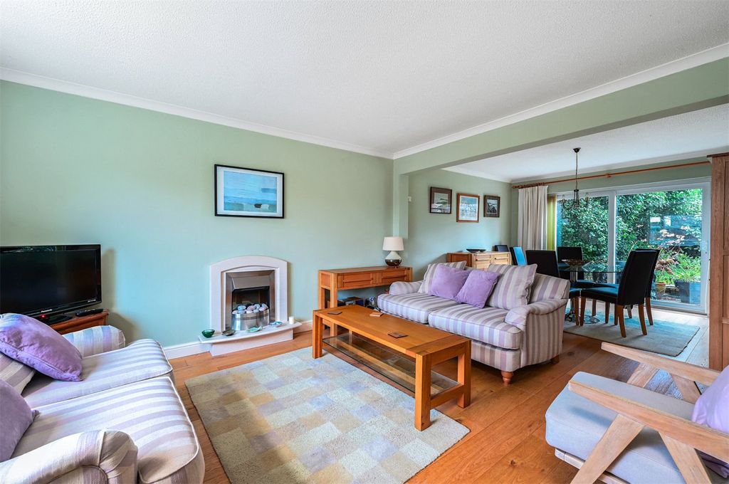 Property photo 2 of 14 Picture No. 13