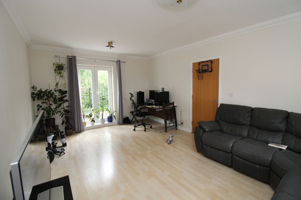 Property photo 2 of 3 Lounge