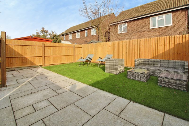 Property photo 1 of 11 Photo 9