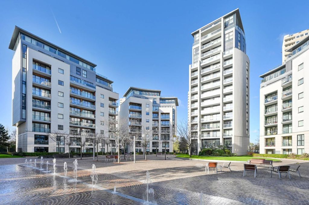 Property photo 2 of 8