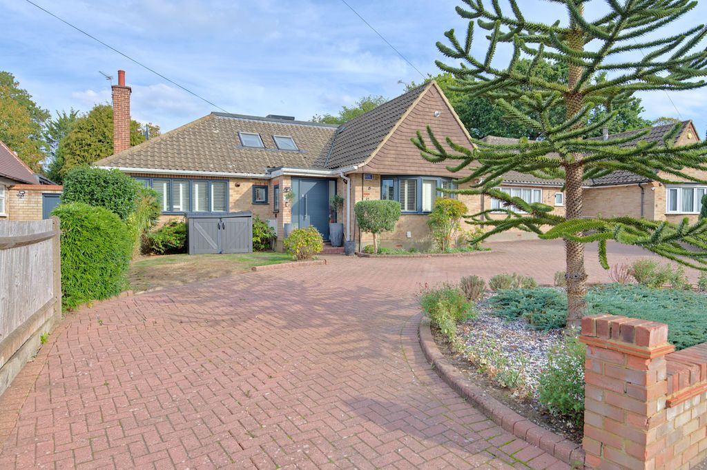 Property photo 1 of 20 Photo 10