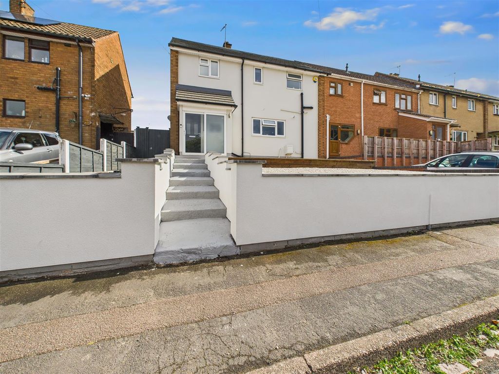 Property photo 1 of 18 Cam02453G0-Pr0113-Still022.Jpg