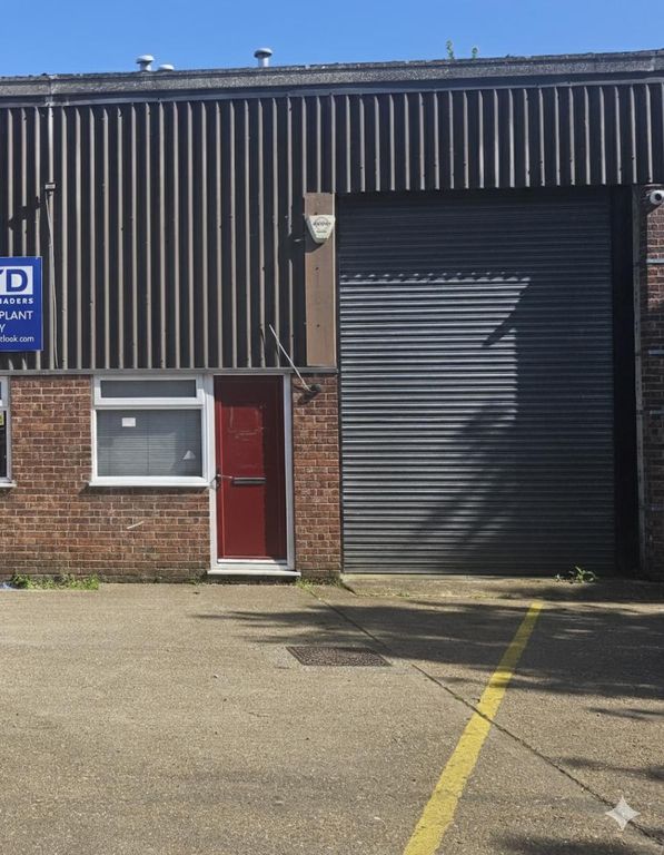 Property photo 1 of 5