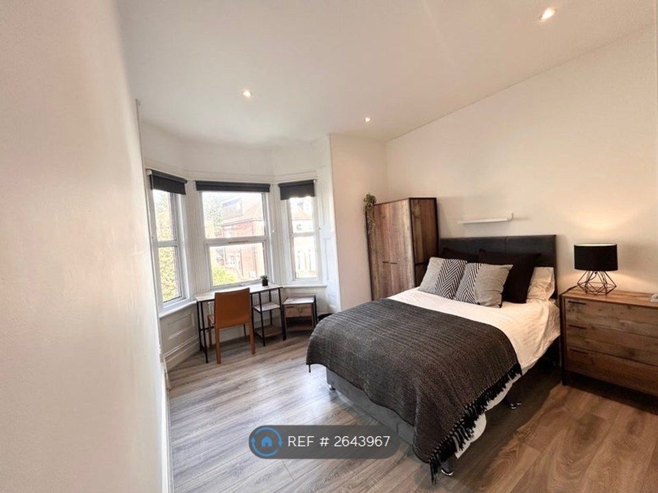 Property photo 2 of 11 Room 4