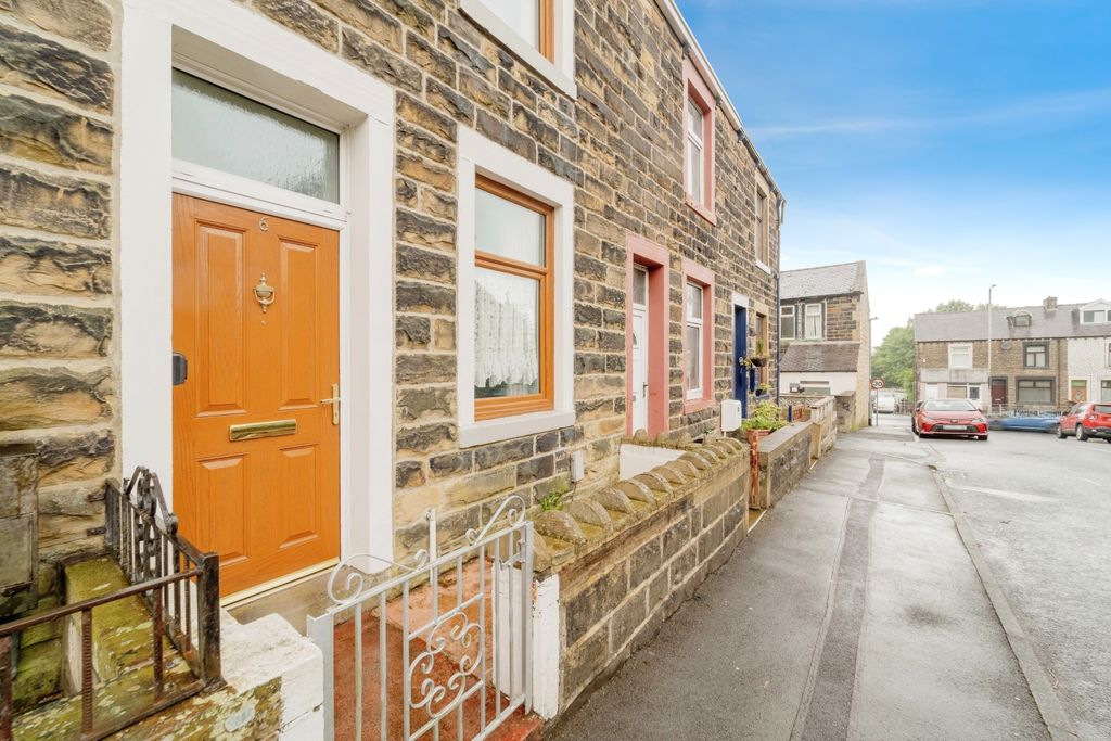 Property photo 2 of 15 Photography