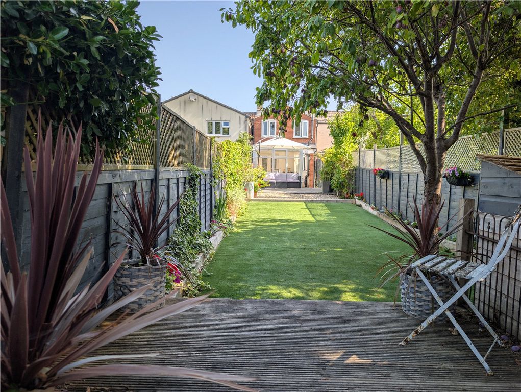 Property photo 1 of 20 Picture No. 35