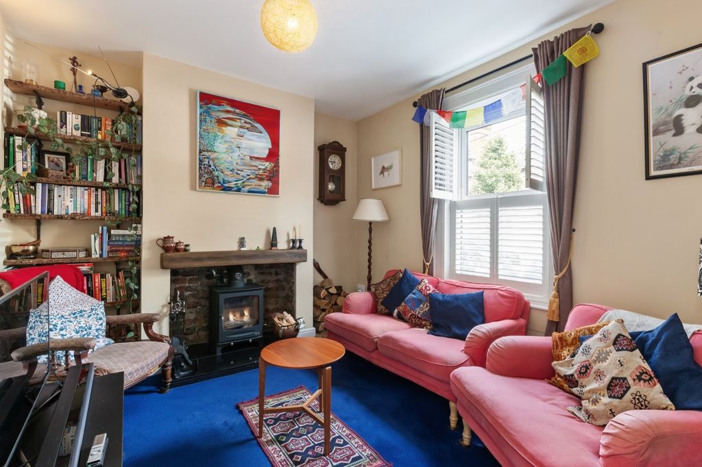 Property photo 2 of 14 Picture No. 02