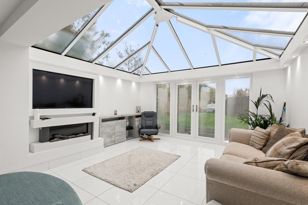 Property photo 3 of 23